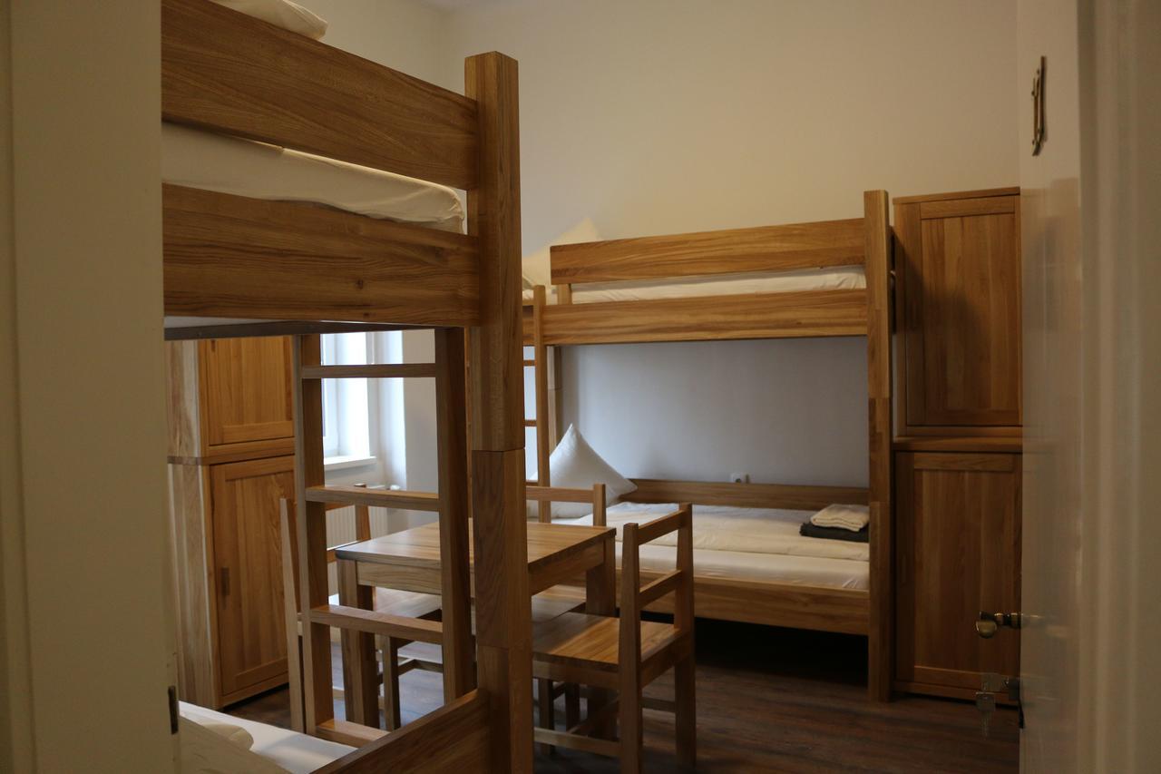 Hotel Sinos Klagenfurt am Woerthersee Ngoại thất bức ảnh