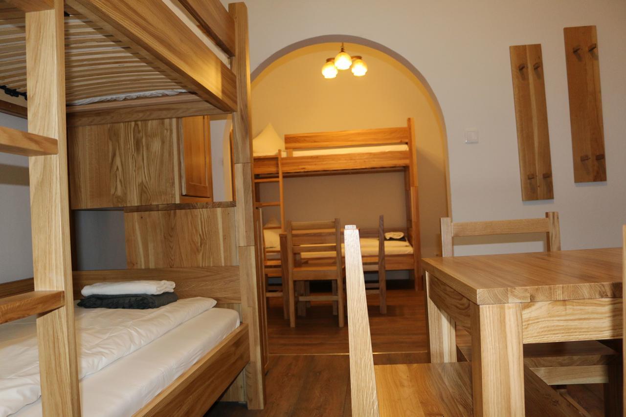 Hotel Sinos Klagenfurt am Woerthersee Ngoại thất bức ảnh